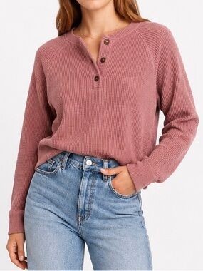 OLD NAVY Women’s Waffle Knit Henley Top Dusty Pink-Size Medium-Long Sleeve Cozy